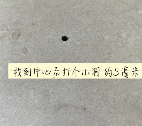 昌江瓷砖空鼓维修公司专业解答在瓷砖铺贴过程中，如果砂料搅拌不均匀，将会带来以下问题